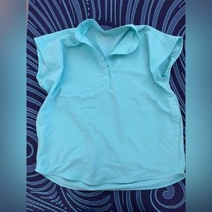 Figs Women's Rafaela Scrub Top size XS Fresh Aqua